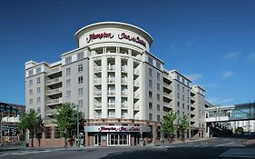 Hampton Inn And Suites Memphis Beale Street